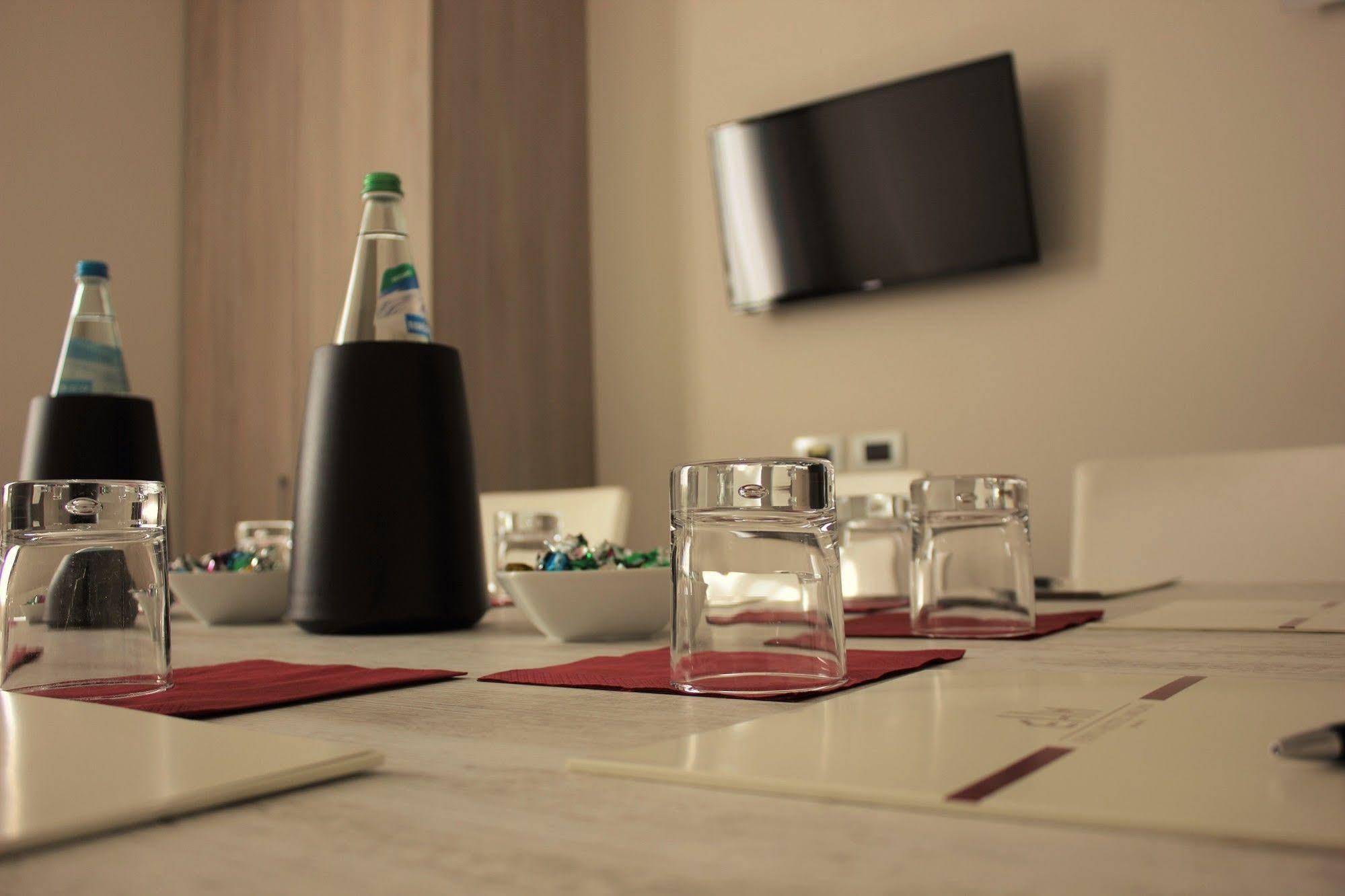 Expo Hotel Milan Parabiago Eksteriør billede